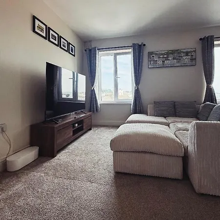 Townhouse 1 Minute Walk From Everything * Galway